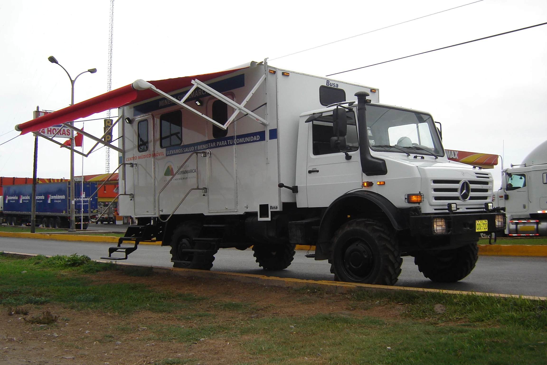 Hospital Móvil BUSA desplegado